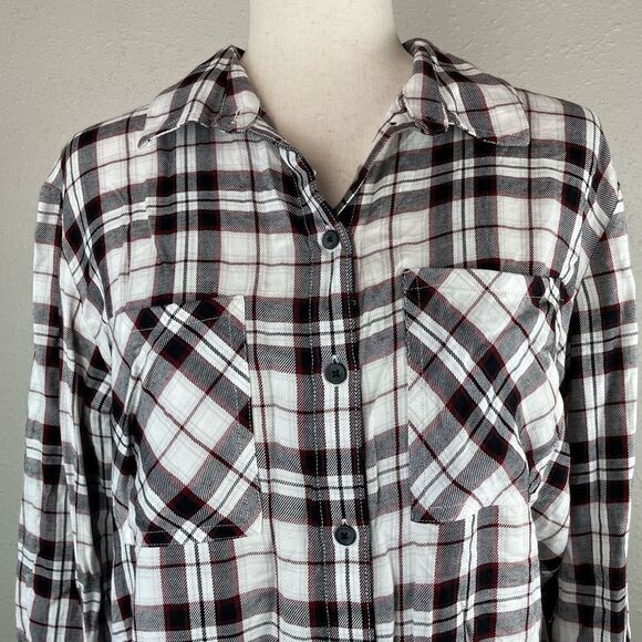NWT Sanctuary Boyfriend Button Down Top Size M - Picture 2 of 7